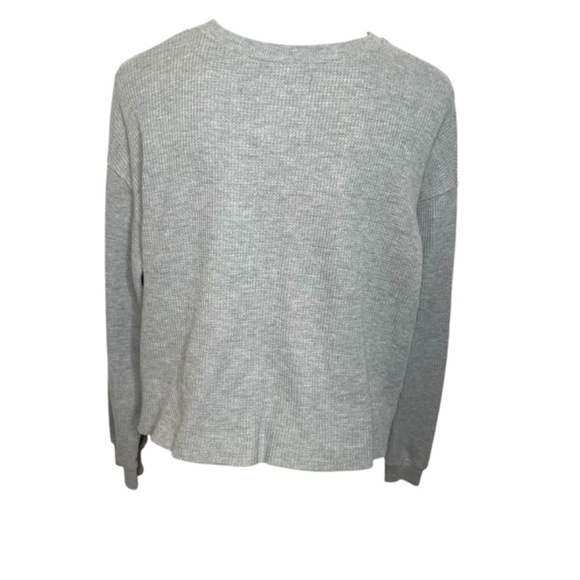 UCLA Thermal Boxy Long Sleeve Top 🤍 - Picture 3 of 9